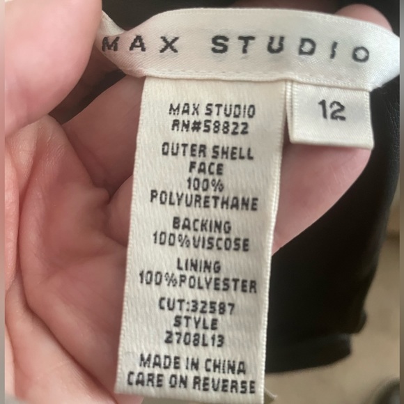 Vegan leather pencil skirt - Picture 4 of 5